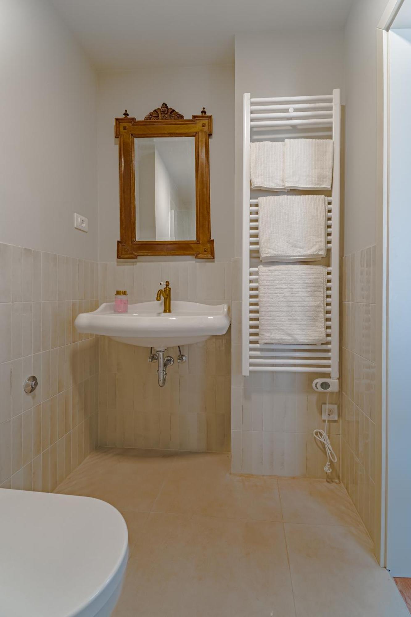 Upper Town Rooms زغرب المظهر الخارجي الصورة